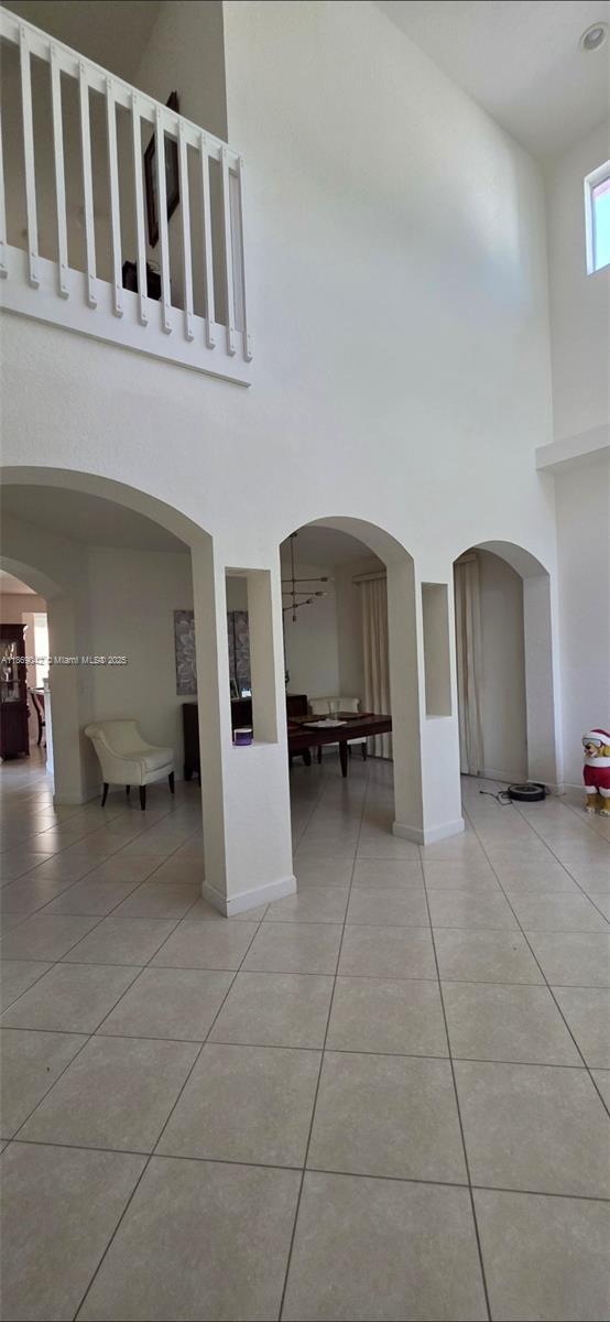 16448 Southwest 67th Terrace Miami, FL 33193 - Photo 3 of 54 a view of a livingroom with furniture and cars