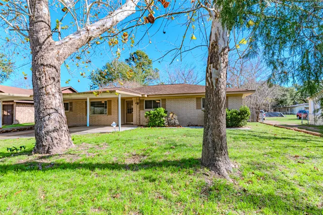 $1,600 | 1126 10th Street, Hempstead, TX 77445