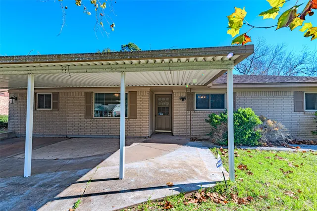 $1,600 | 1126 10th Street, Hempstead, TX 77445