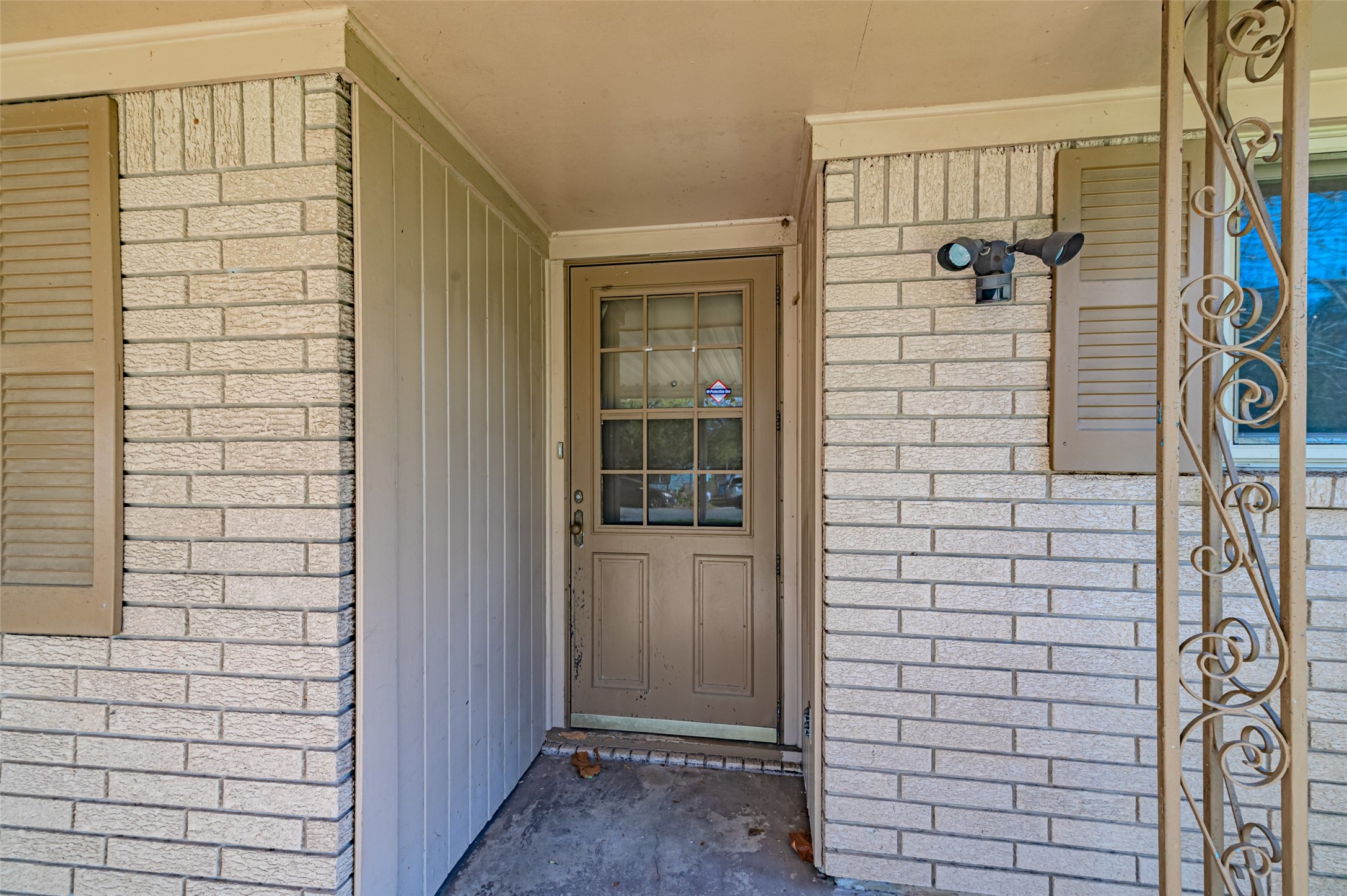 1126 10th Street Hempstead, TX 77445 - Photo 6 of 34 a view of a bathroom