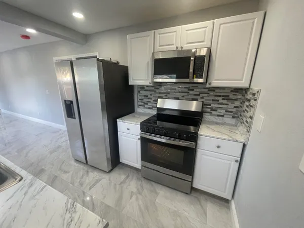 $850 | 508 Means Court, Unit A, Fort Pierce, FL 34950