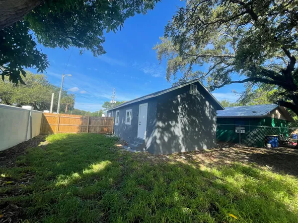 $850 | 508 Means Court, Unit A, Fort Pierce, FL 34950