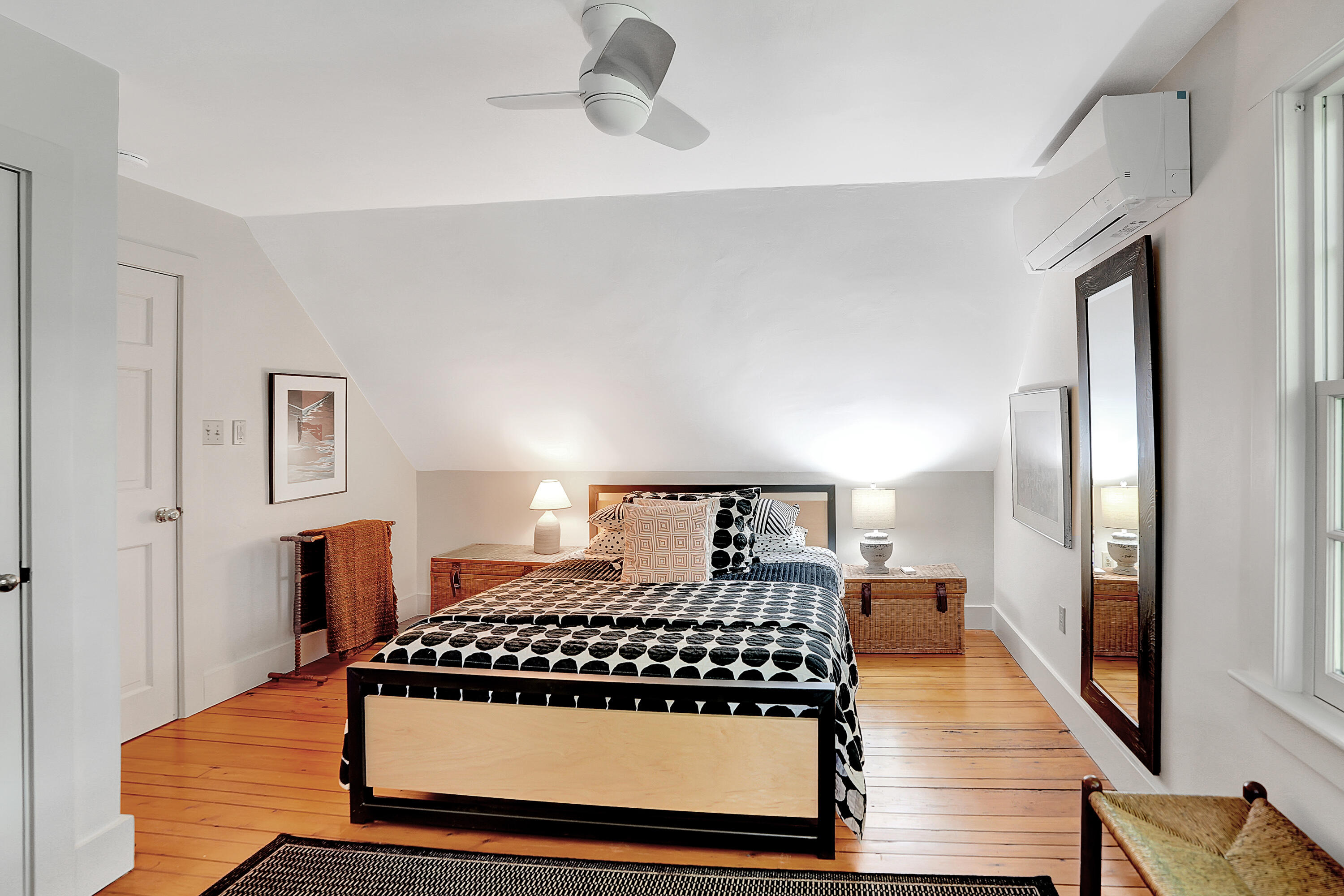 124 Old Farm Road, Unit 122 116 Chilmark, MA 02535 - Photo 26 of 34 124 Old Farm Rd-54