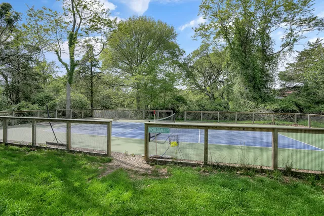 $4,950,000 | 124 Old Farm Road, Unit 122 116, Chilmark, MA 02535