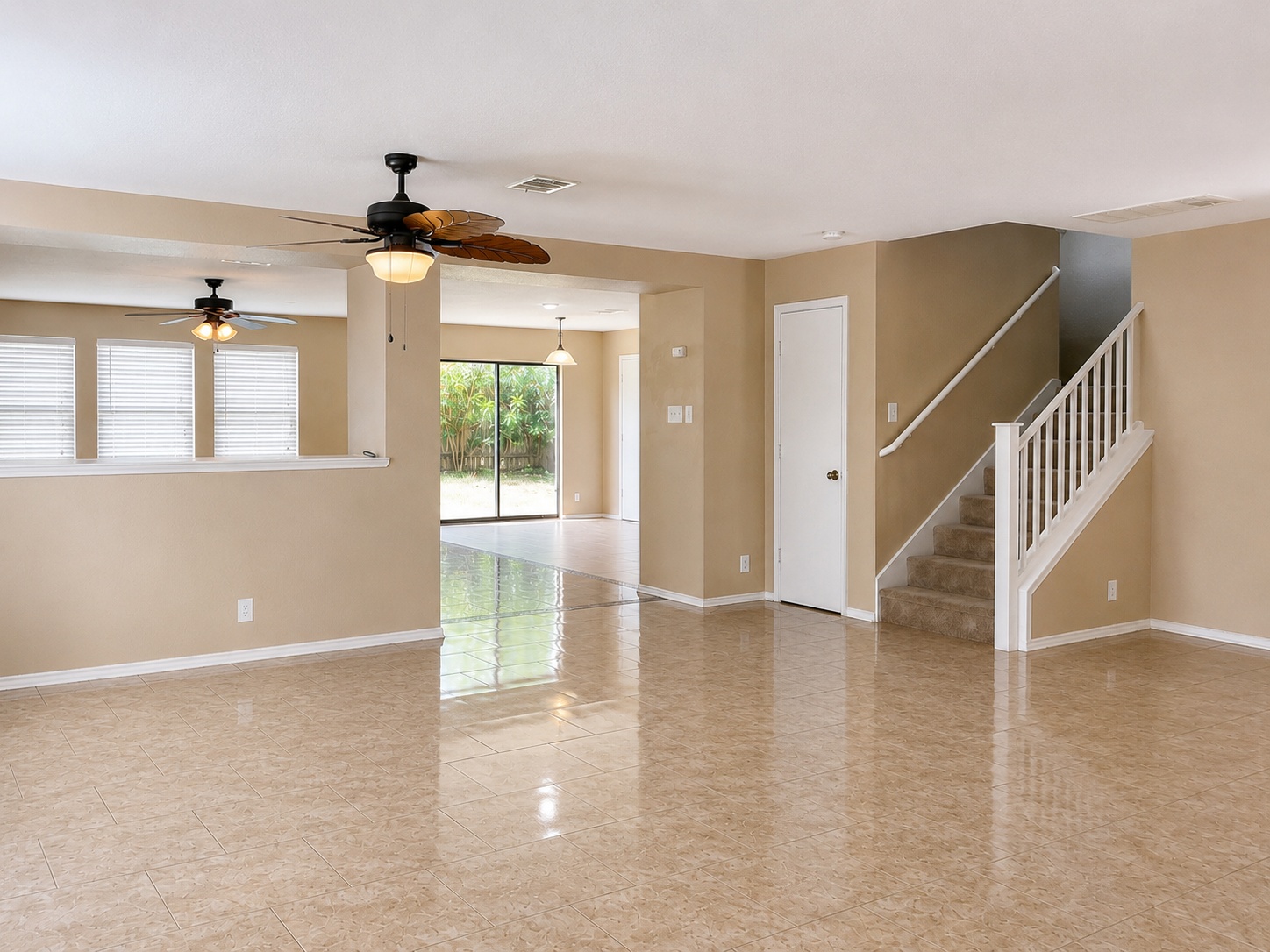 122 Rummel Drive Kyle, TX 78640 - Photo 4 of 18 A spacious common area boasts shining tile floors