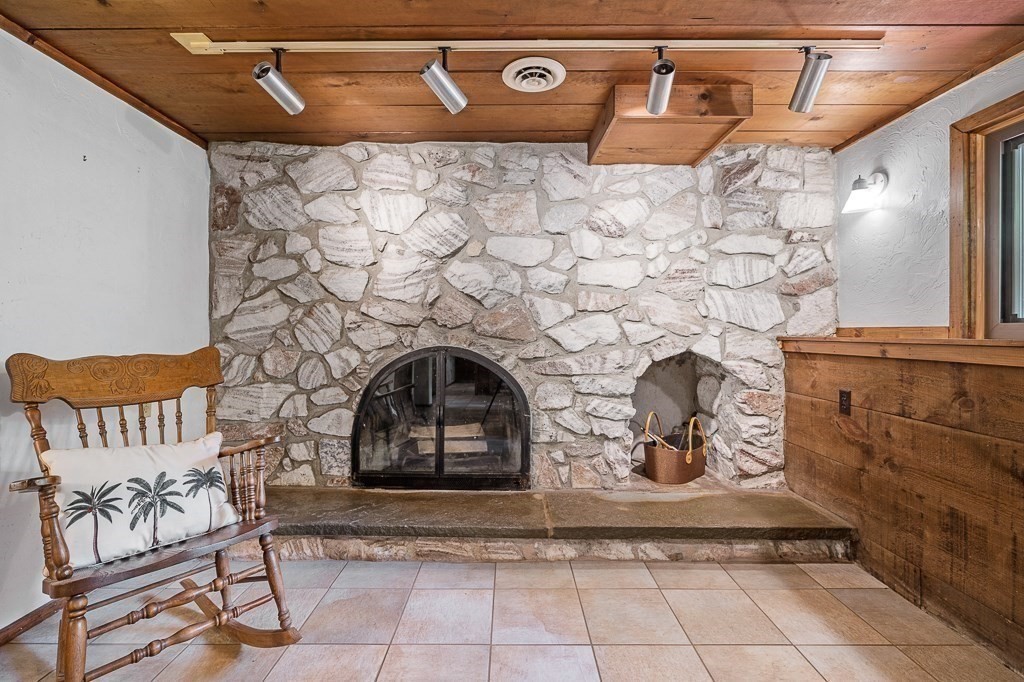 32 Parker Road Framingham, MA 01702 - Photo 34 of 42
