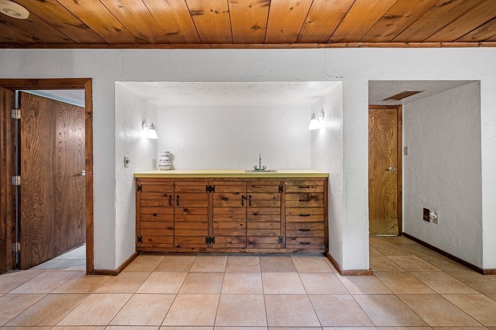 32 Parker Road Framingham, MA 01702 - Photo 35 of 42