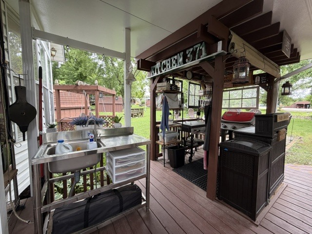 2795 East 28th Road Marseilles, IL 61341 - Photo 27 of 91 a outdoor space with chairs