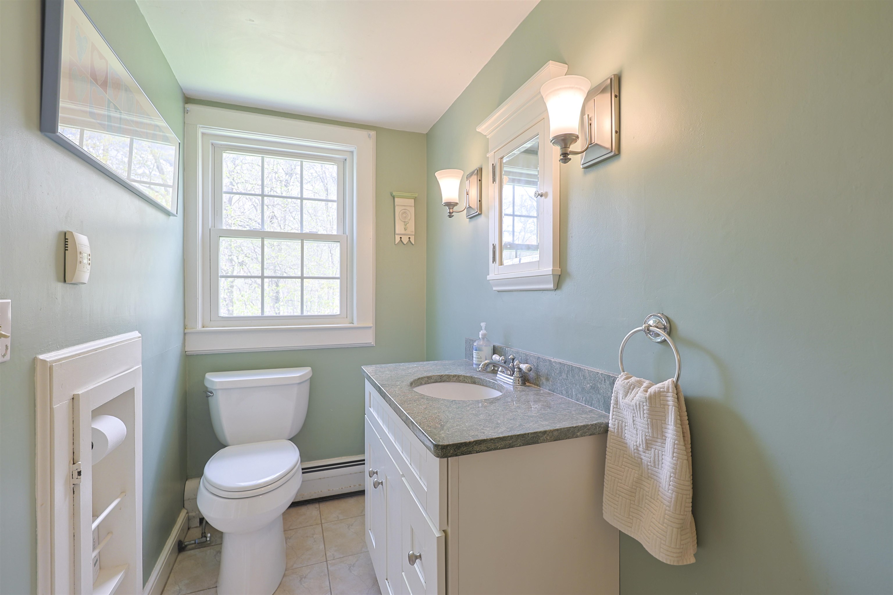 95 Kingston Road Exeter, NH 03833 - Photo 32 of 60