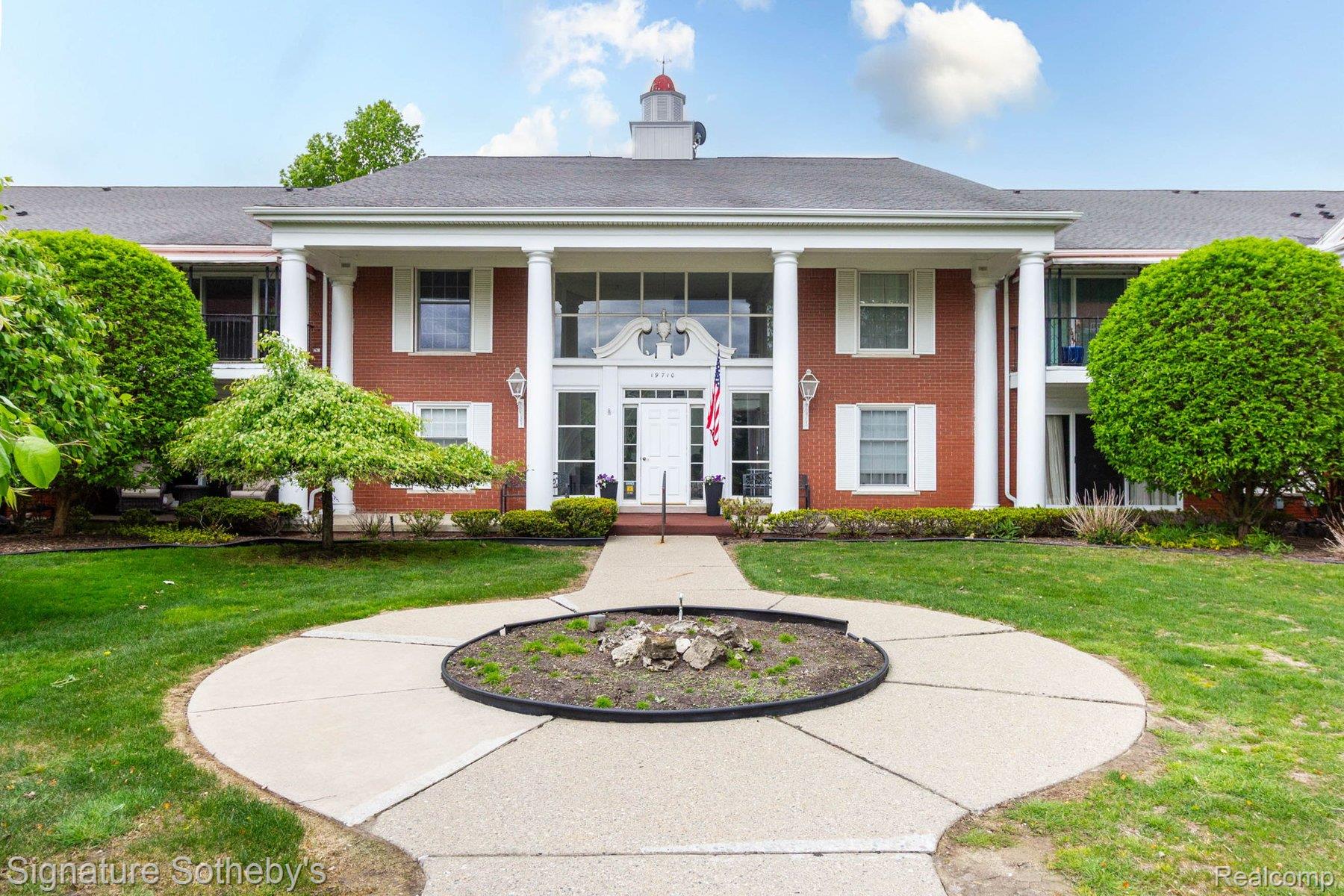 19710 West 13 Mile Road, Unit 101 Franklin, MI 48025 - Photo 1 of 40