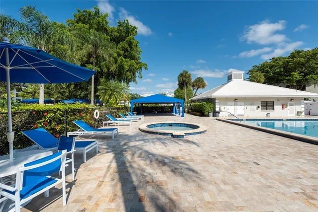 $2,250 | 1715 Whitehall Drive, Unit 105, Davie, FL 33324