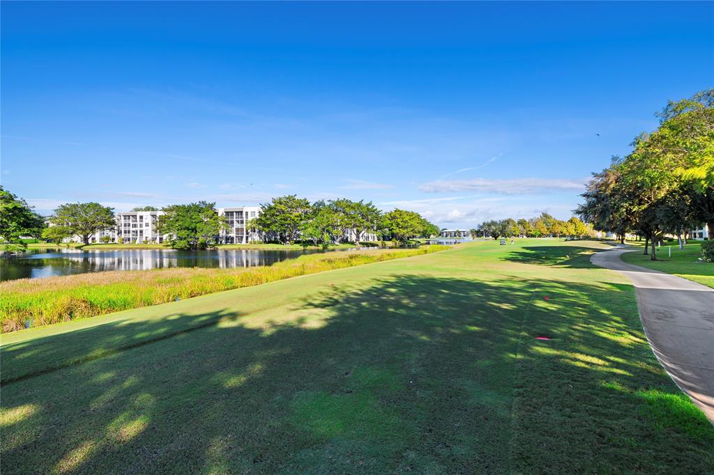 1715 Whitehall Drive, Unit 105 Davie, FL 33324 - Photo 13 of 24