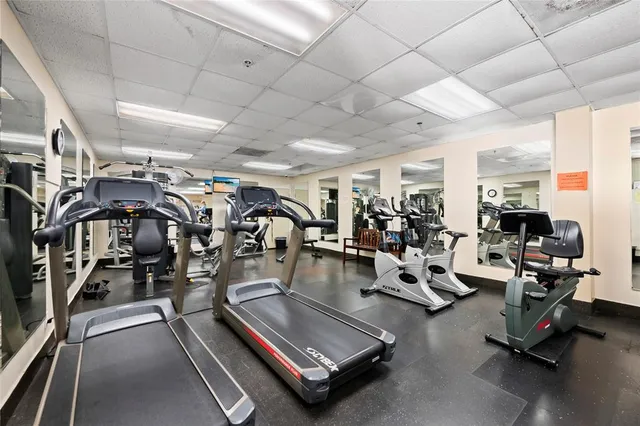 $2,250 | 1715 Whitehall Drive, Unit 105, Davie, FL 33324