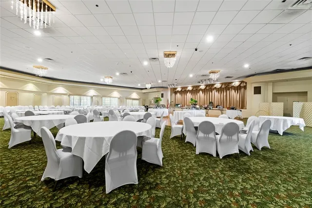 $2,250 | 1715 Whitehall Drive, Unit 105, Davie, FL 33324