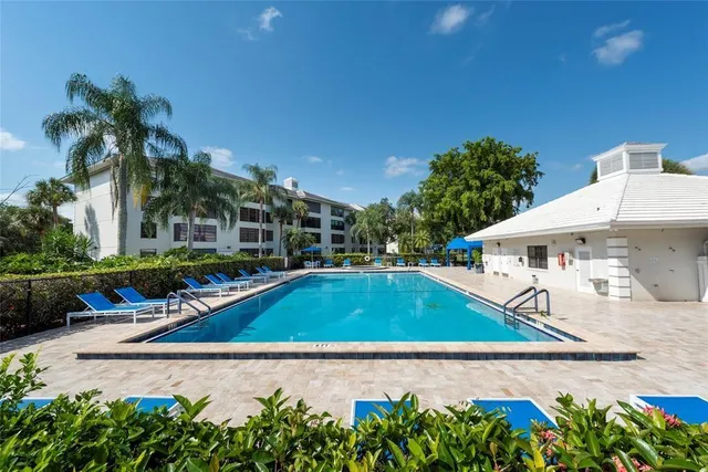 $2,250 | 1715 Whitehall Drive, Unit 105, Davie, FL 33324