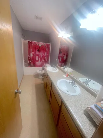 $285,000 | 36 Winnipeg Avenue West, St. Paul, MN 55117