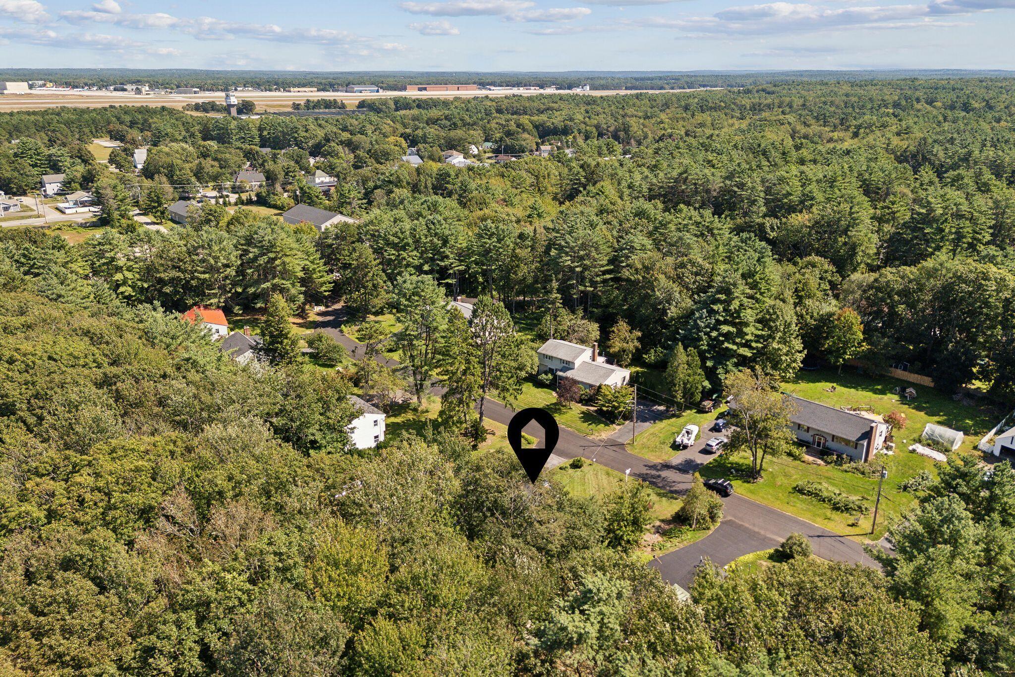 41 Meadowbrook Road Brunswick, ME 04011 - Photo 42 of 48 41 Meadowbrook 15_DJI_20240904134323_018