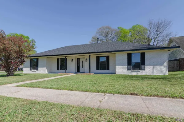$325,000 | 5613 South Allegheny Court, Baton Rouge, LA 70817