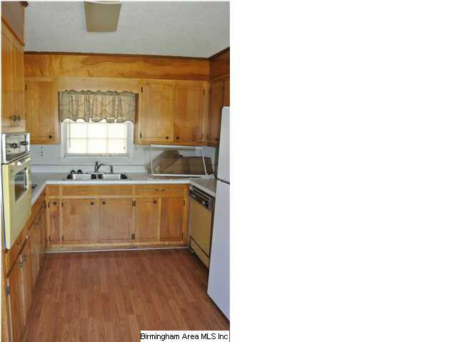 4113 Cloverdale Road Anniston, AL 36207 - Photo 4 of 10