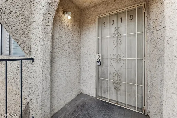 $1,286 | 3591 Arville Street, Unit 301B, Las Vegas, NV 89103