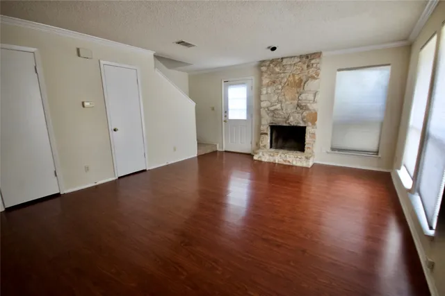 $1,750 | 1405 D Camp Craft Road, Unit D, West Lake Hills, TX 78746