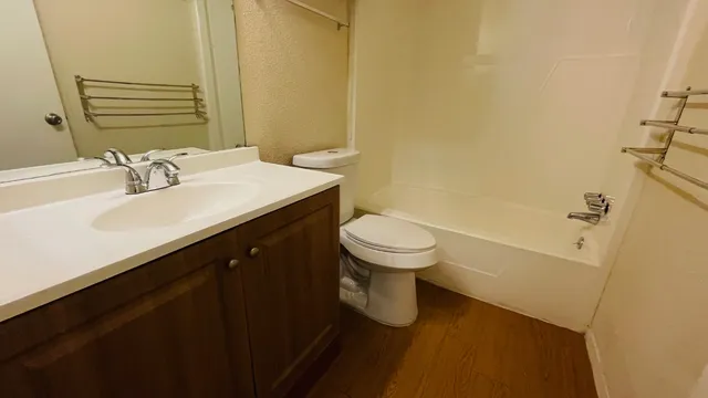 $1,750 | 1405 D Camp Craft Road, Unit D, West Lake Hills, TX 78746