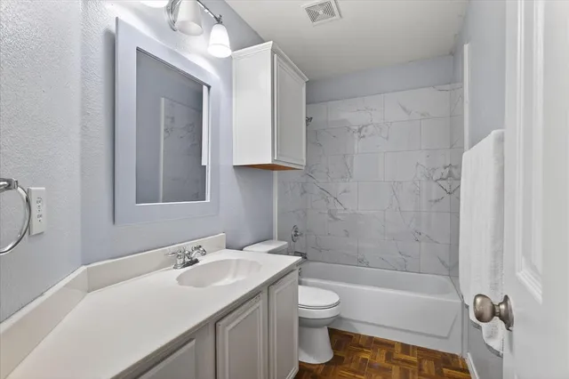 a view of empty room with a window