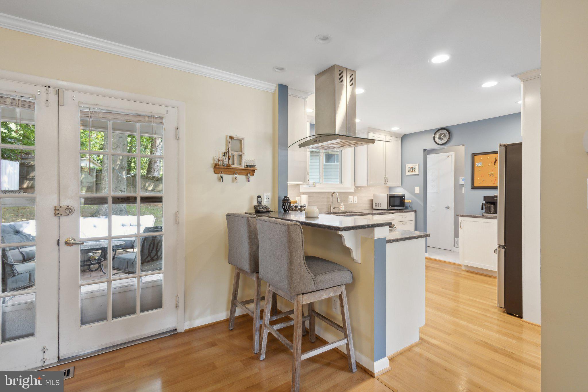 10202 Shiloh Street Fairfax, VA 22030 - Photo 18 of 41