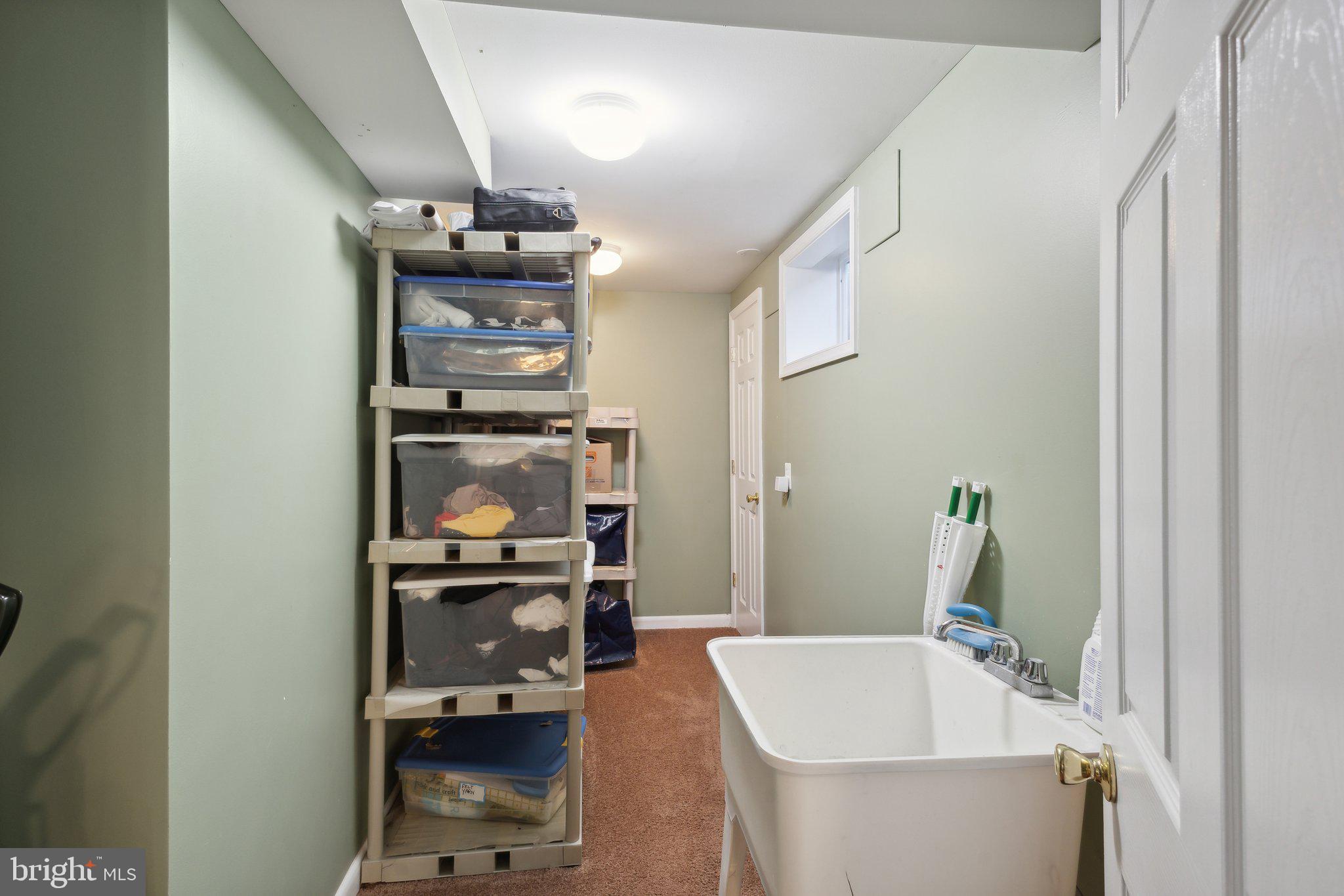 10202 Shiloh Street Fairfax, VA 22030 - Photo 26 of 41