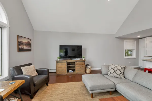 $885,000 | 180 Varney Road, Barnstead, NH 03225