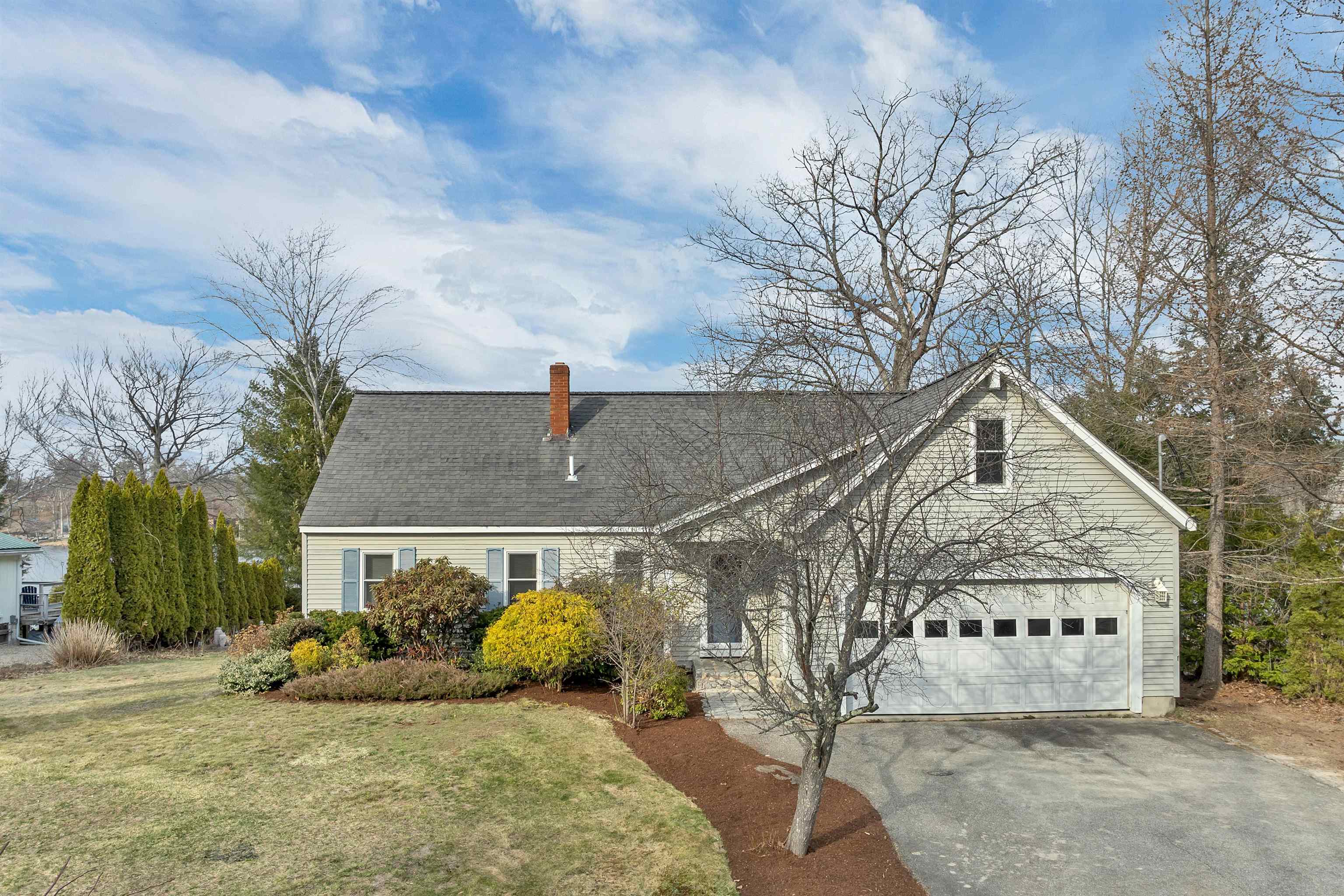 180 Varney Road Barnstead, NH 03225 - Photo 2 of 53