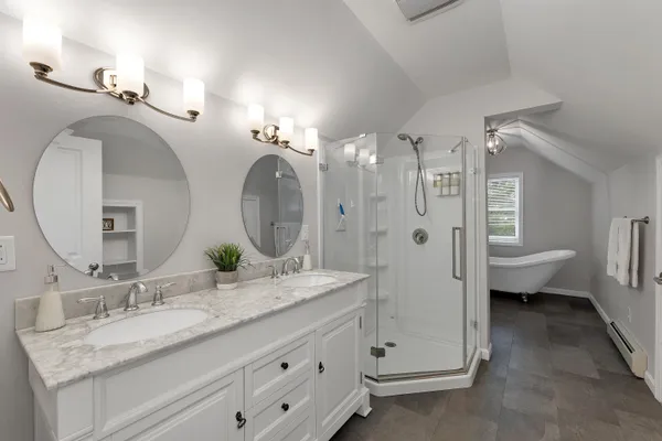 $885,000 | 180 Varney Road, Barnstead, NH 03225