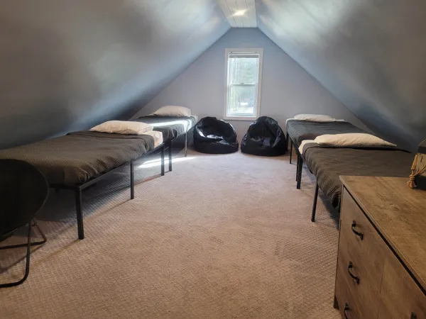 $885,000 | 180 Varney Road, Barnstead, NH 03225