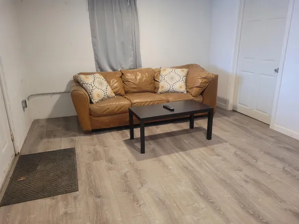 $885,000 | 180 Varney Road, Barnstead, NH 03225