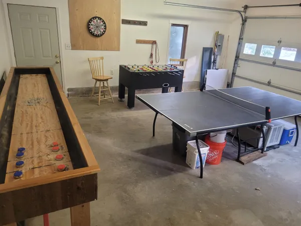 $885,000 | 180 Varney Road, Barnstead, NH 03225