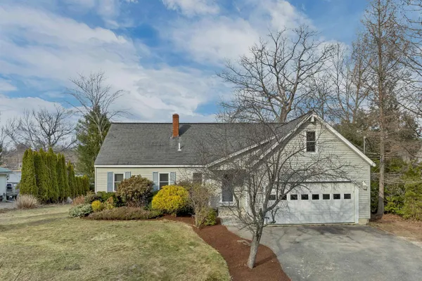 $885,000 | 180 Varney Road, Barnstead, NH 03225