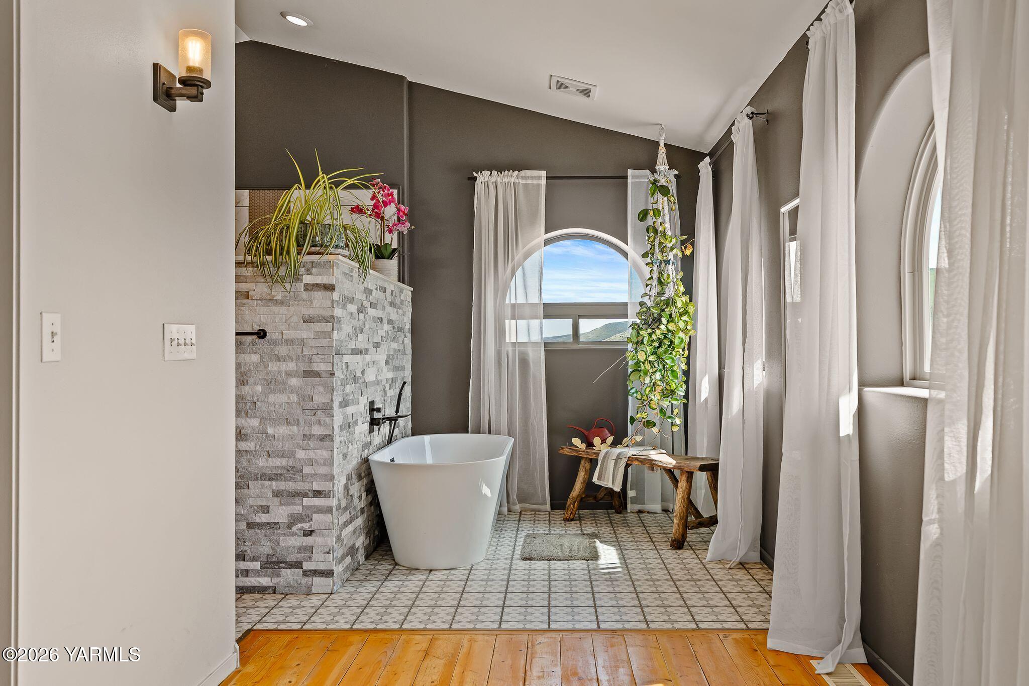 2131 Fork Road South Yakima, WA 98903 - Photo 24 of 49 40_2131 South Fork Rd-23