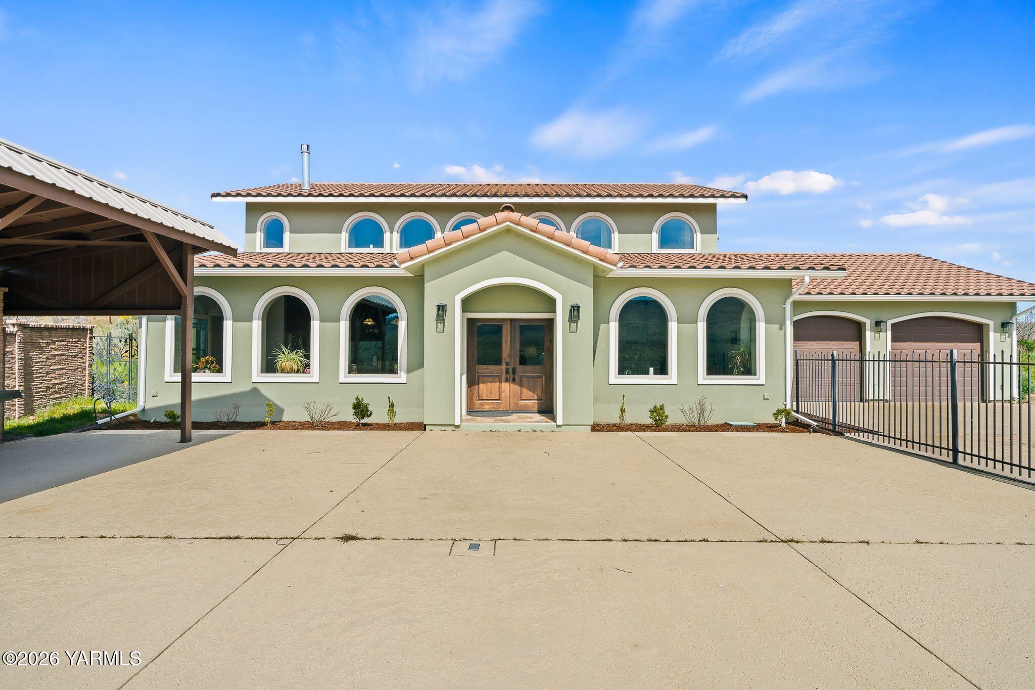 2131 Fork Road South Yakima, WA 98903 - Photo 4 of 49 19_2131 South Fork Rd-2