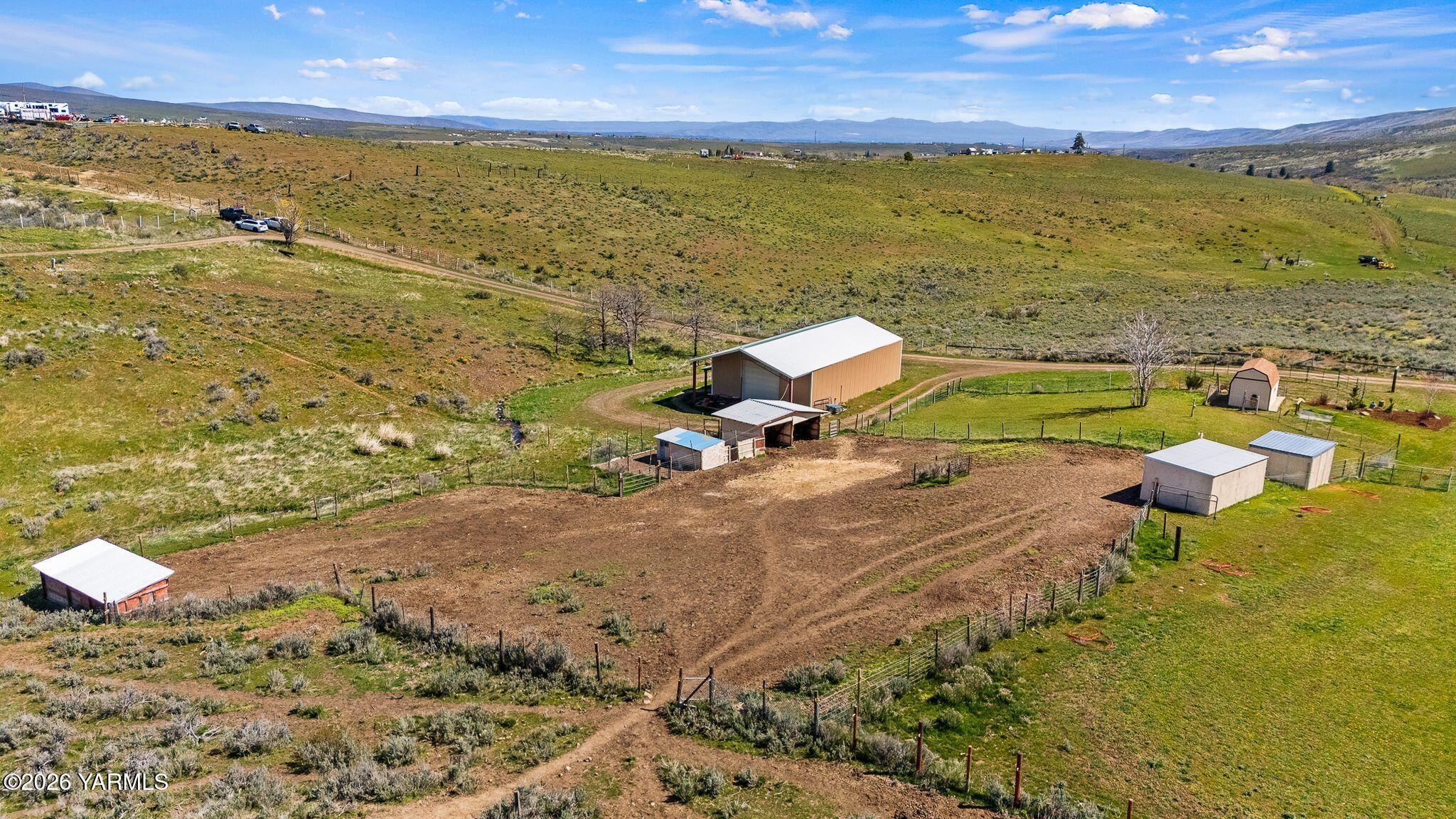 2131 Fork Road South Yakima, WA 98903 - Photo 45 of 49 13_2131 South Fork Rd Aerials-13