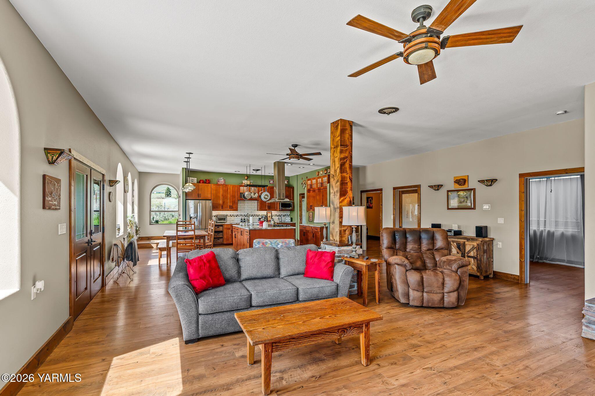 2131 Fork Road South Yakima, WA 98903 - Photo 7 of 49 23_2131 South Fork Rd-6