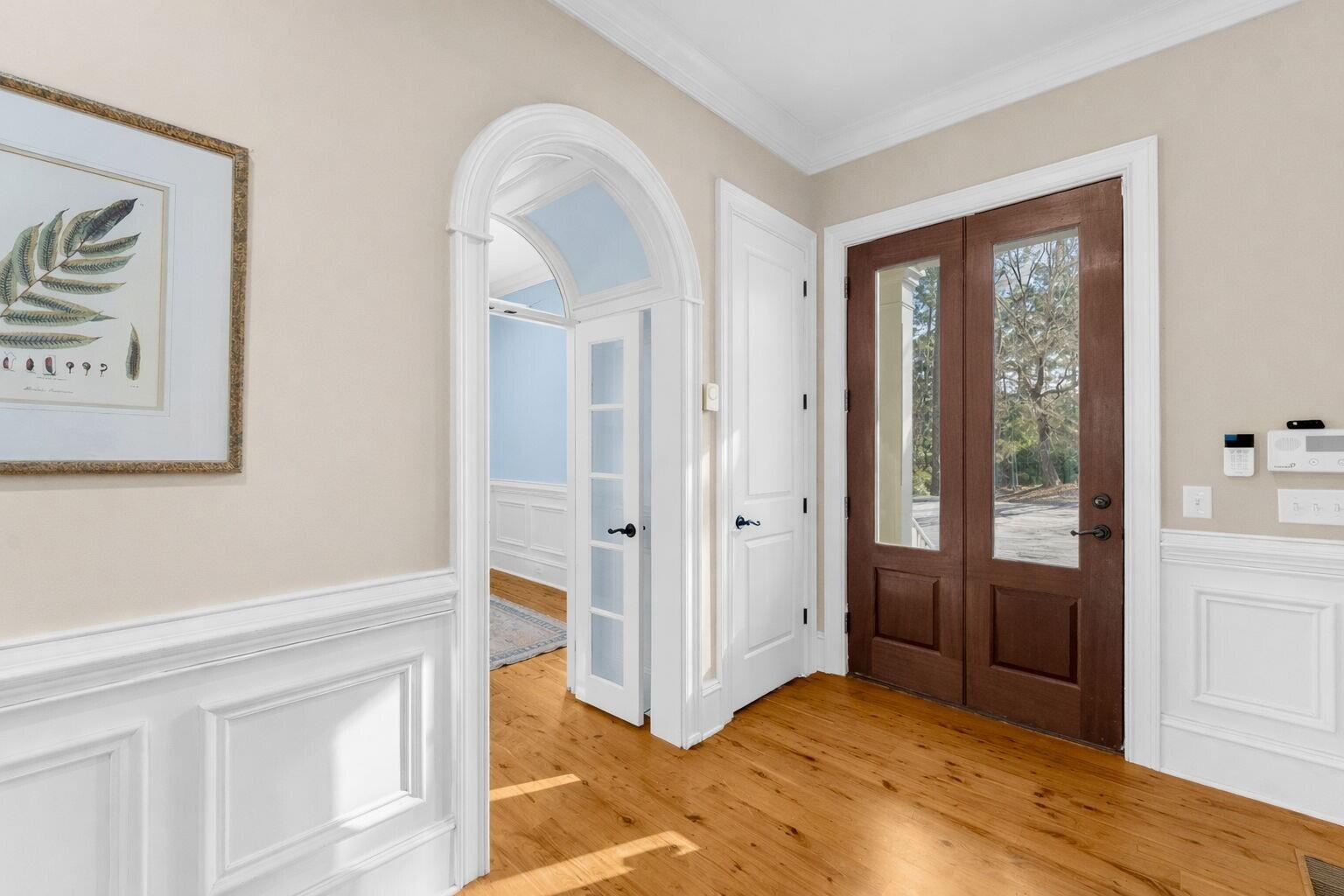 4104 Ten Shillings Way Ravenel, SC 29470 - Photo 9 of 64 Grand foyer entrance!