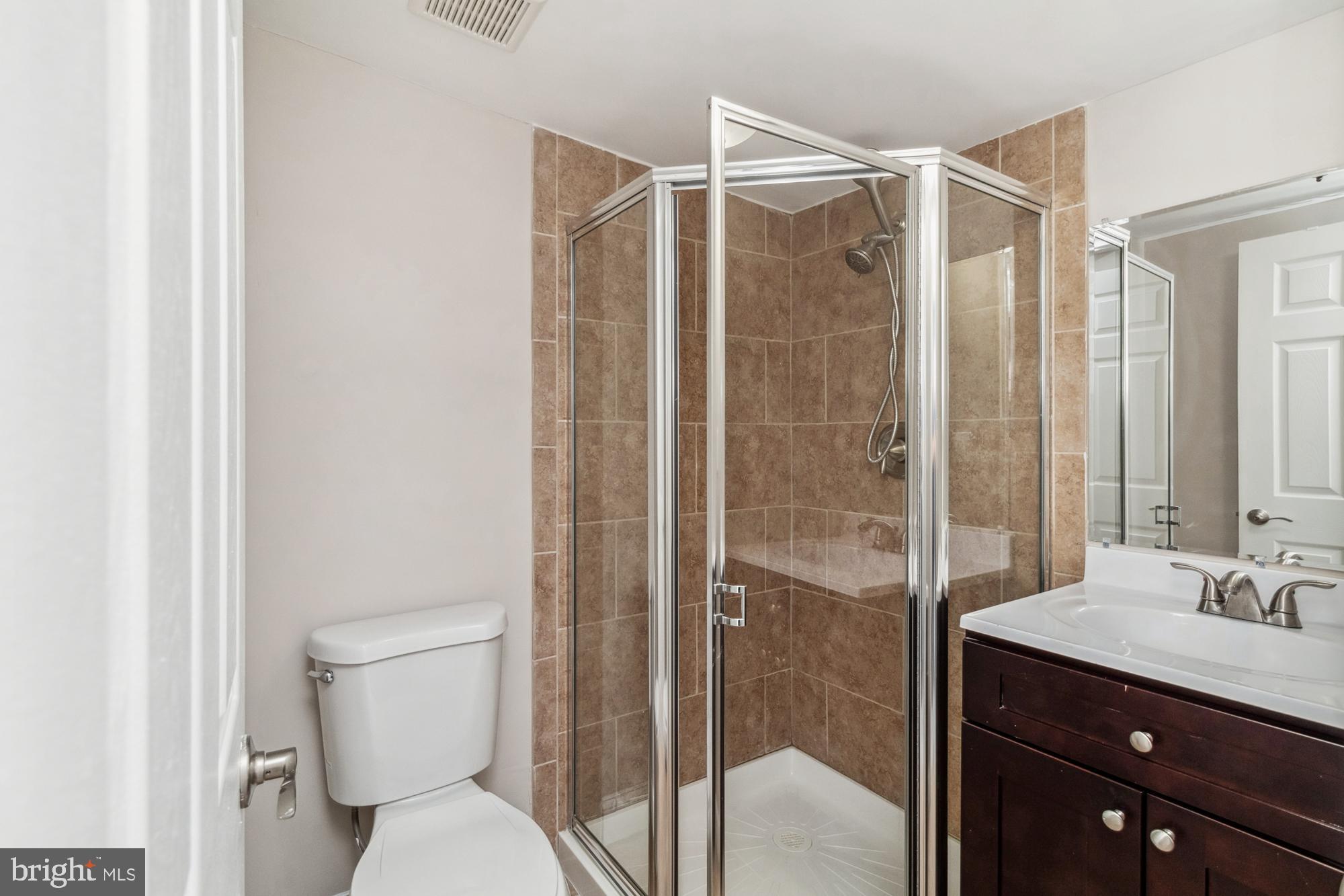 1429 Battery Avenue Baltimore, MD 21230 - Photo 32 of 45