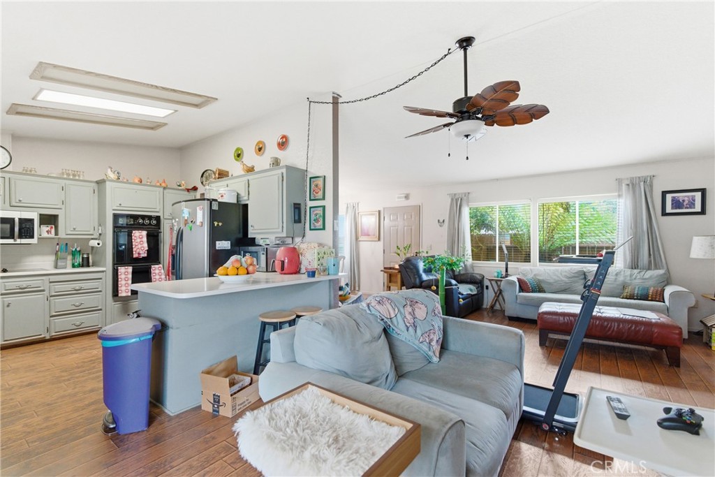 2170 Avenida Redondo Santa Maria, CA 93458 - Photo 13 of 45 LIVING AREA