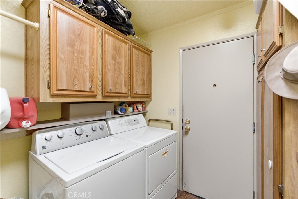 2170 Avenida Redondo Santa Maria, CA 93458 - Photo 25 of 45 LAUNDRY ROOM
