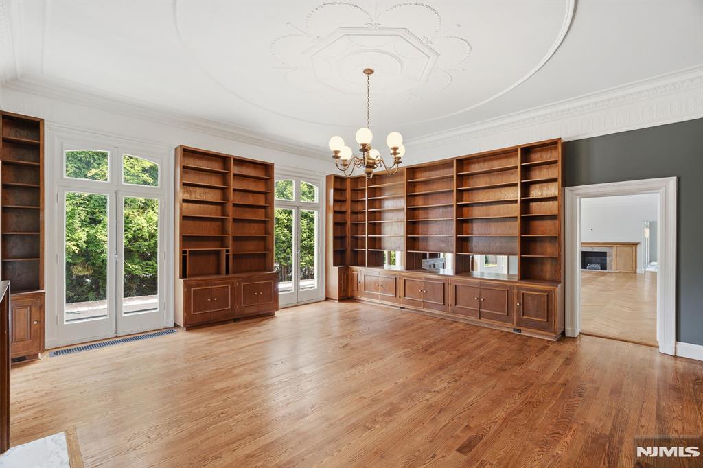 207 Union Street Montclair, NJ 07042 - Photo 9 of 48