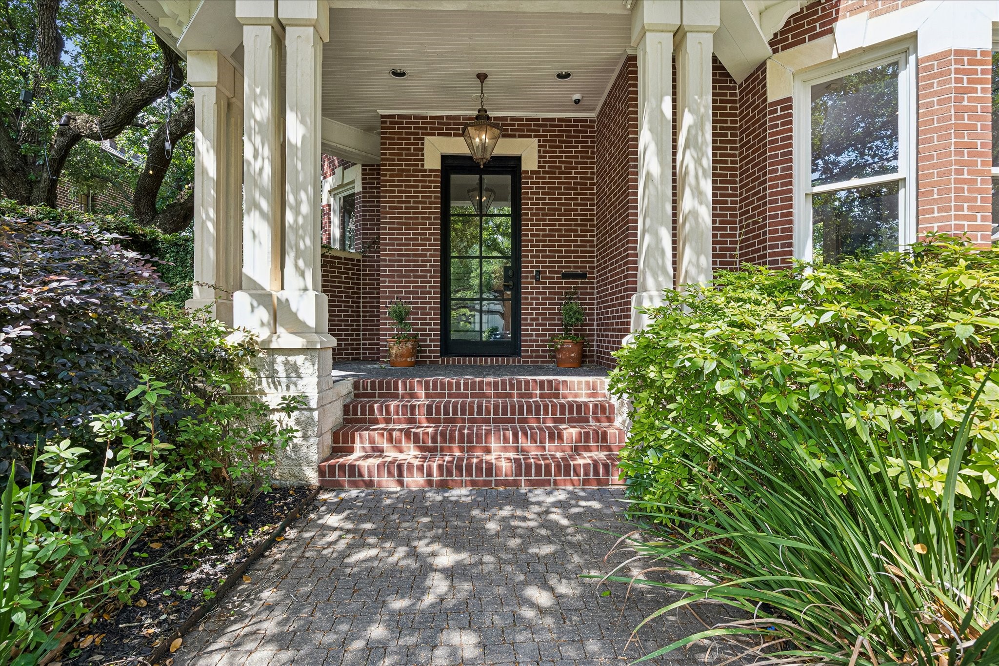 2368 Timber Lane Houston, TX 77027 - Photo 6 of 44