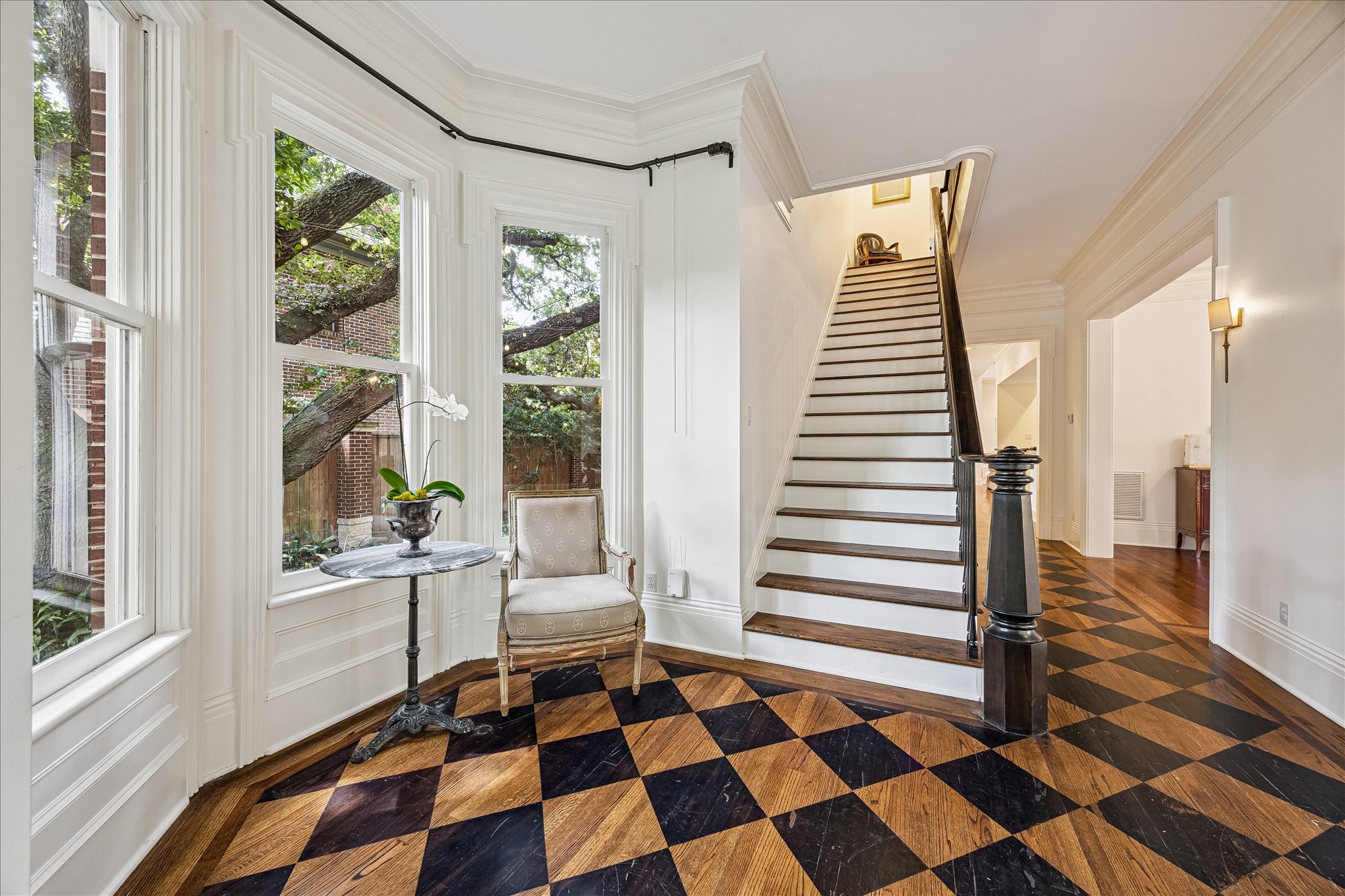 2368 Timber Lane Houston, TX 77027 - Photo 10 of 44