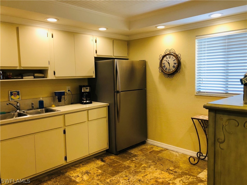 16540 Partridge Club Road, Unit 101 Fort Myers, FL 33908 - Photo 8 of 29 Gallery Image 8