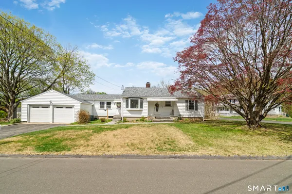$374,900 | 23 Highland Avenue, Seymour, CT 06483