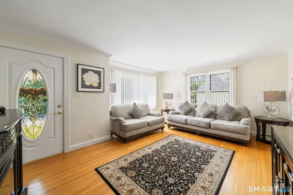 $374,900 | 23 Highland Avenue, Seymour, CT 06483